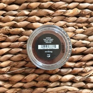 bareMinerals eyecolor striking